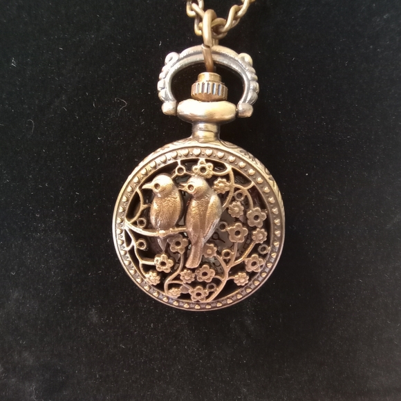 NEW NECKLACE W/ LOVE BIRDS POCKET WATCH PENDENT AGED RUSTIC FINISH - Picture 5 of 7